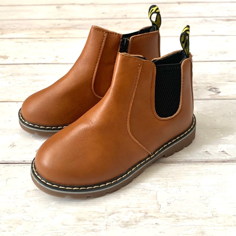 Girls Size 1 Brown Vegan Leather Chelsea Boots Side Zip Kids Shoes NEW